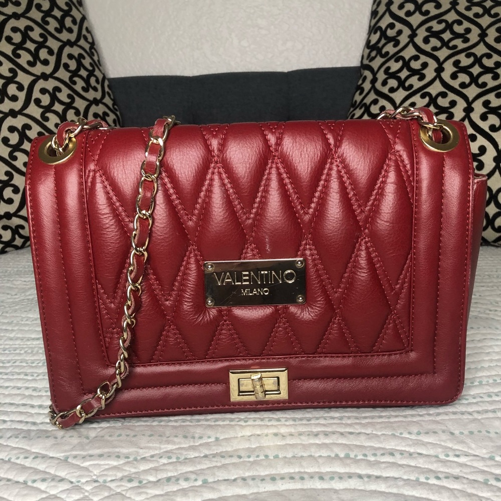 Original Valentino Crossover